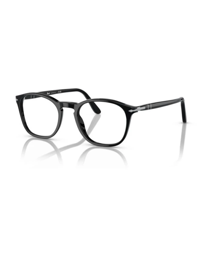 

Стильные солнцезащитные очки для тех, кто следит за модой. Persol, черный