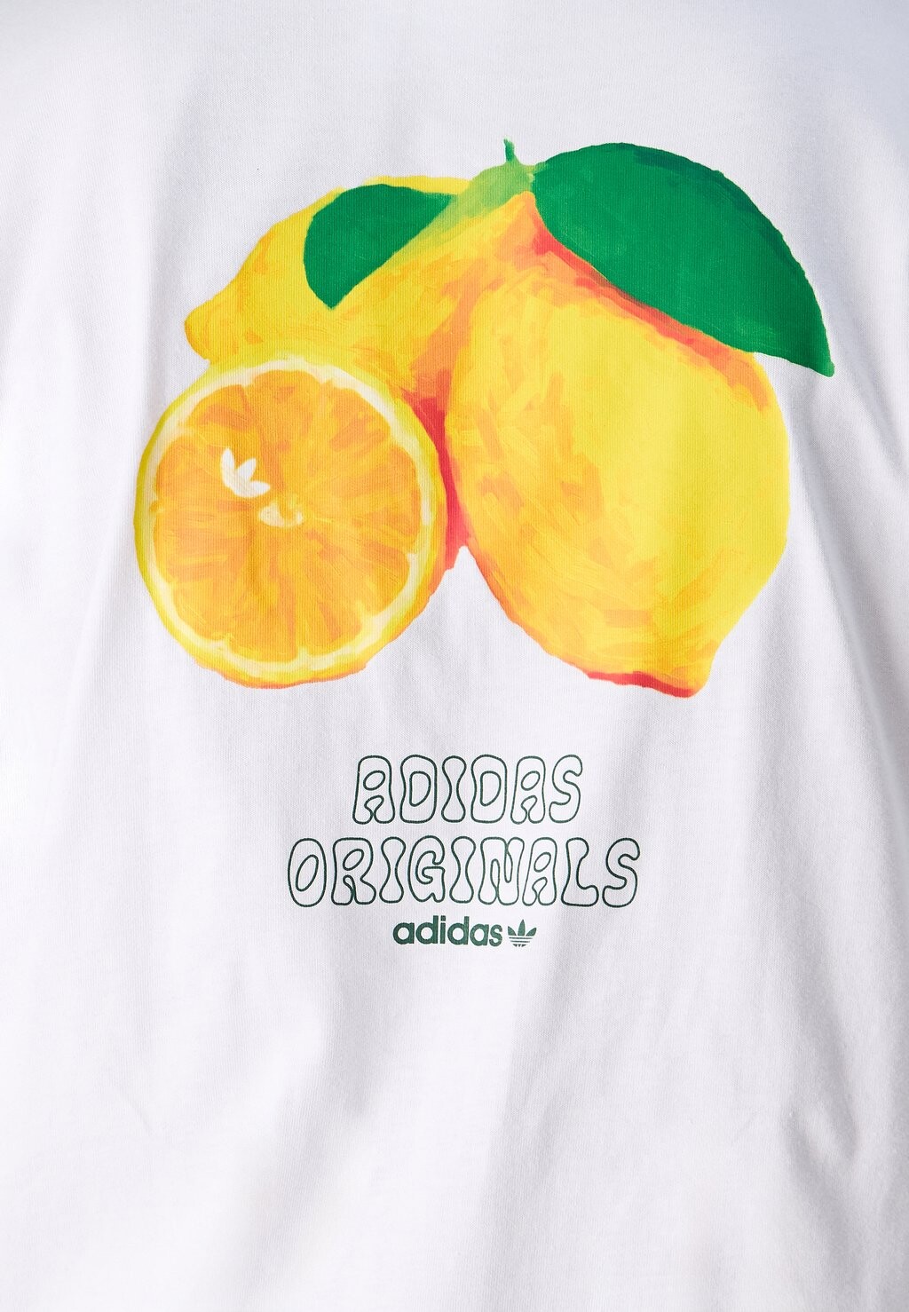 

Принт на футболке HIGH SUMMER UNISEX adidas, белый