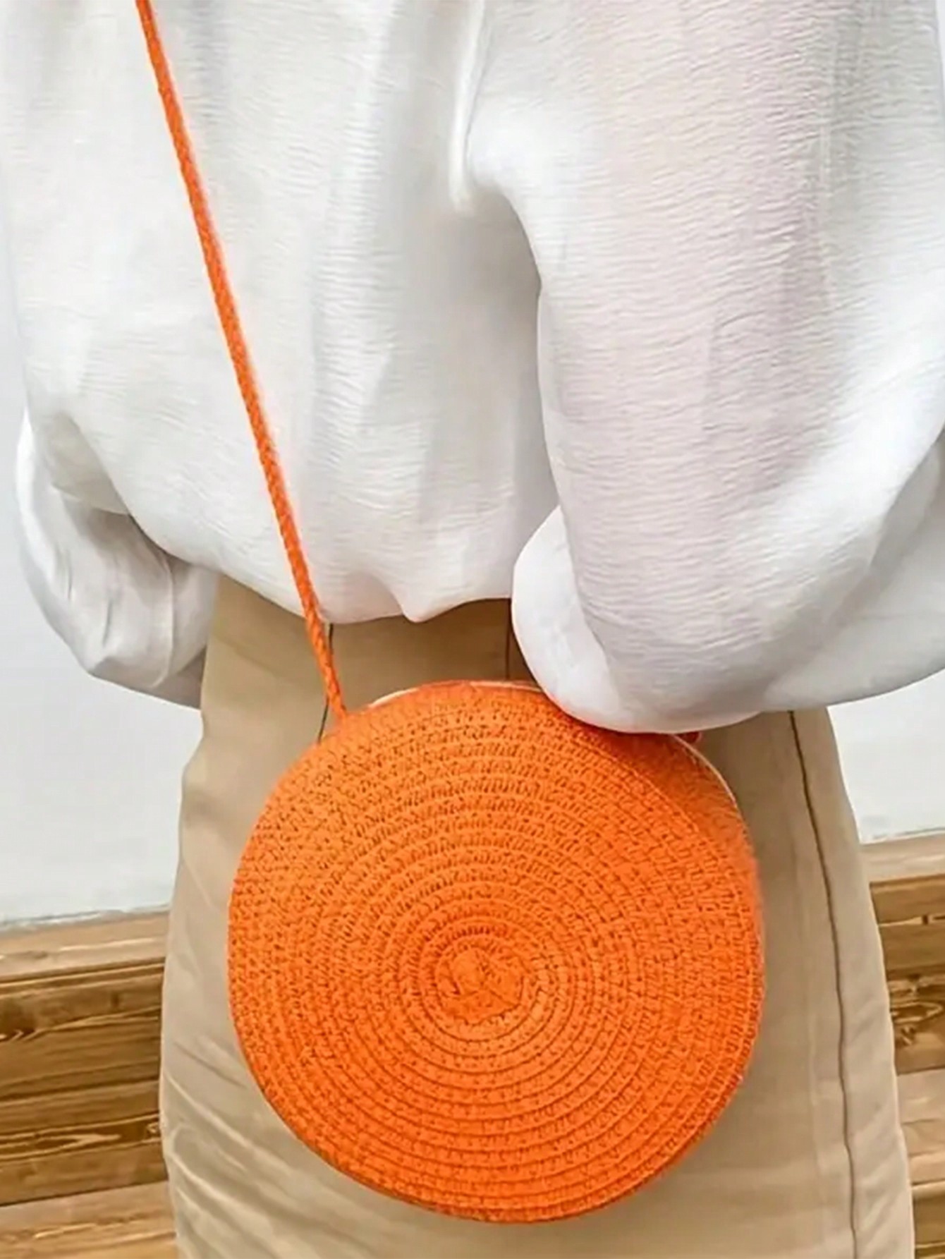 цена Соломенная круглая пляжная сумка через плечо, жженый апельсин