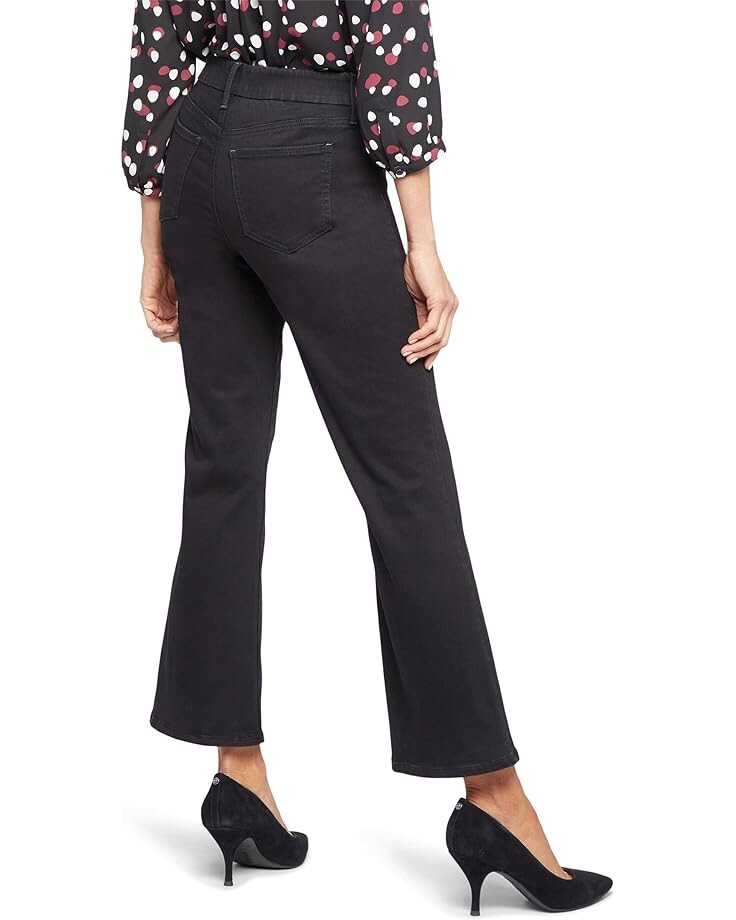 

Джинсы NYDJ Petite Waist Match Relaxed Flare in Black Rinse, цвет Black Rinse