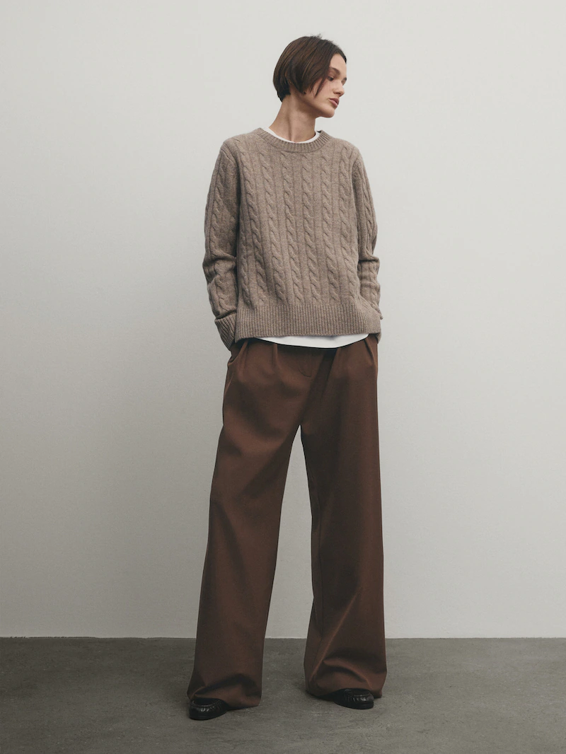 

Свитер косой вязки с круглым вырезом Massimo Dutti, экрю
