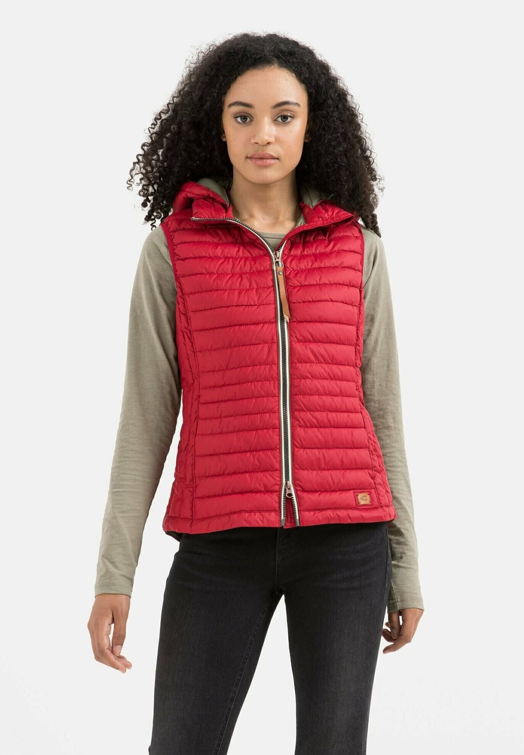 

Жилет camel active