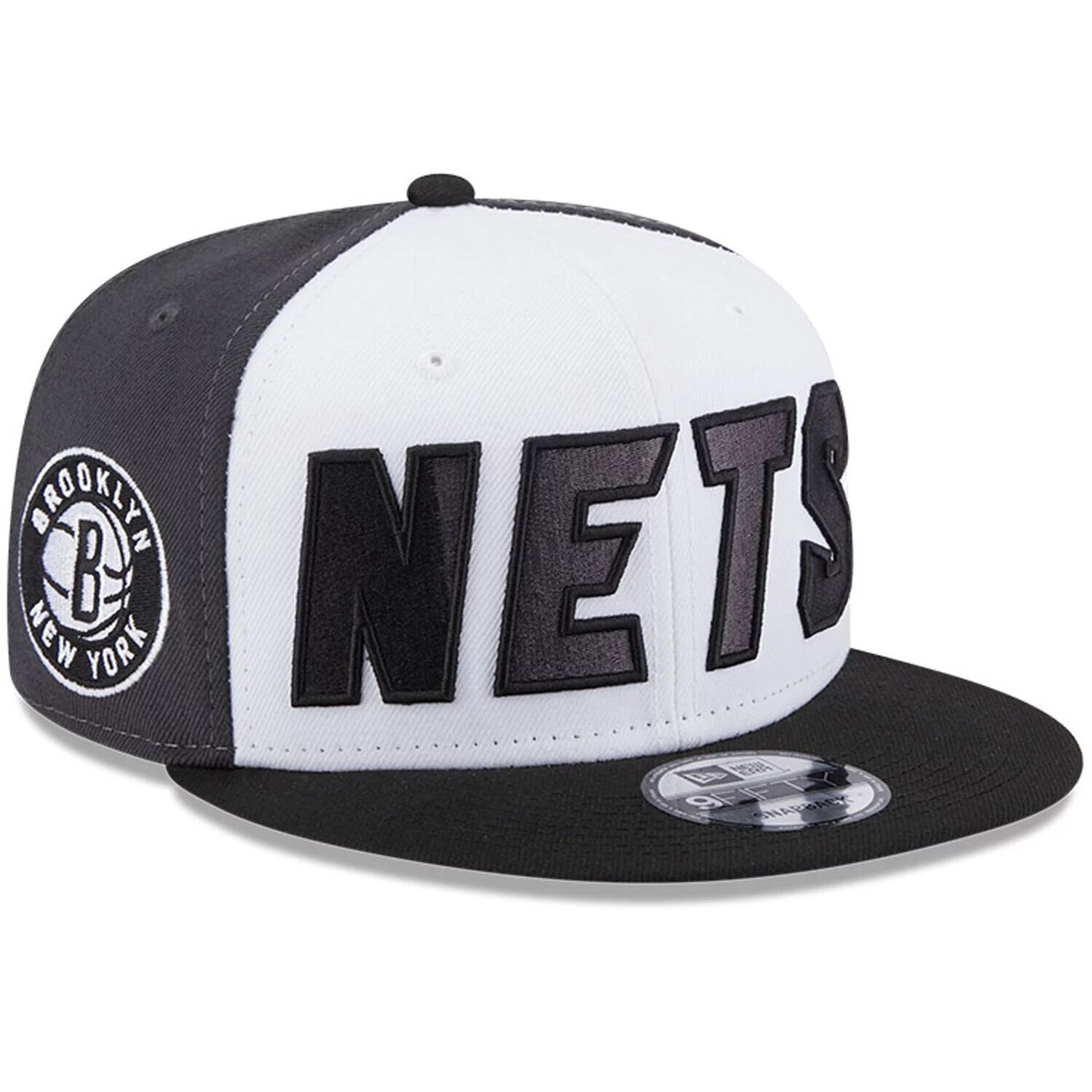

Мужская кепка New Era белого/черного цвета Brooklyn Nets Back Half 9FIFTY Snapback