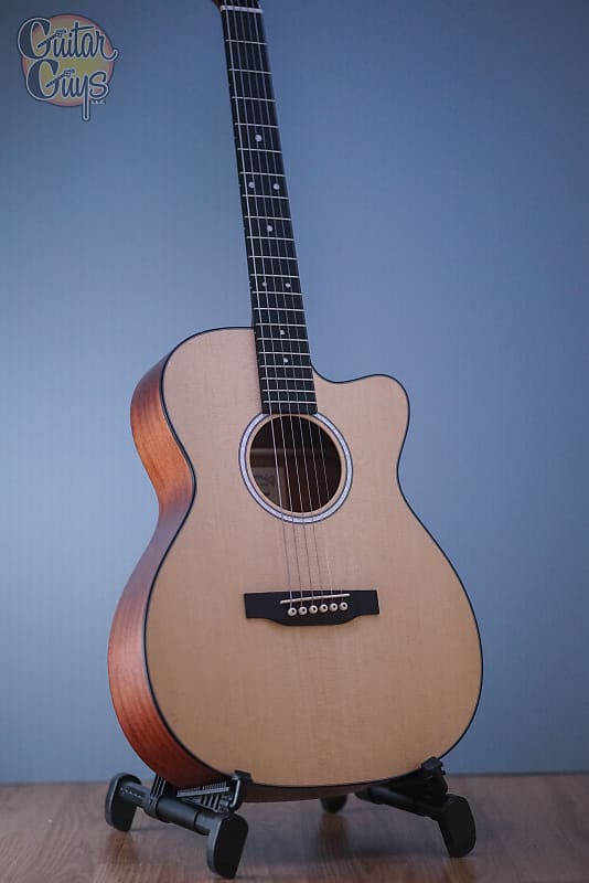 цена Акустическая гитара Martin 000CJR-10E Natural
