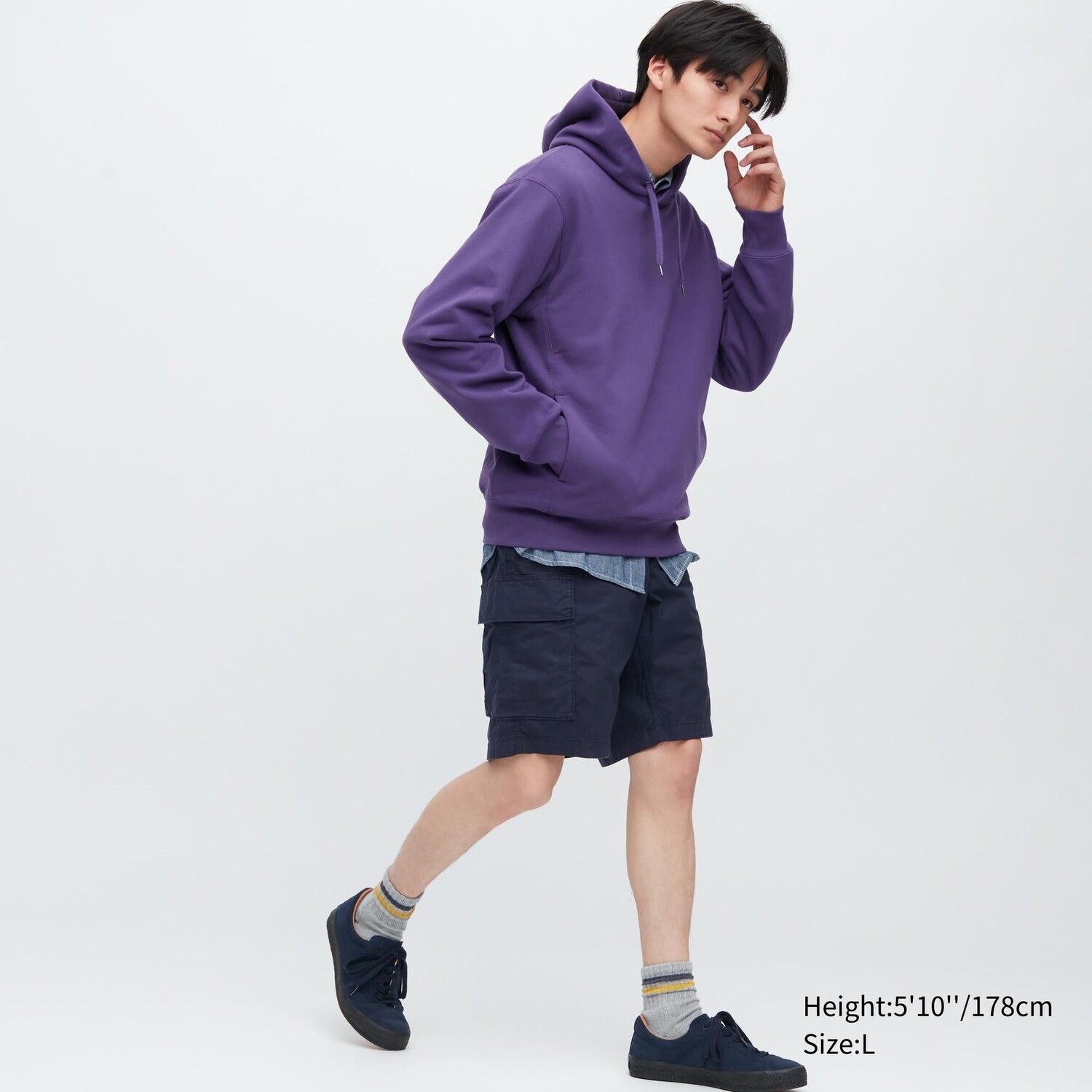 

Грузовые шорты Uniqlo, темно-синий