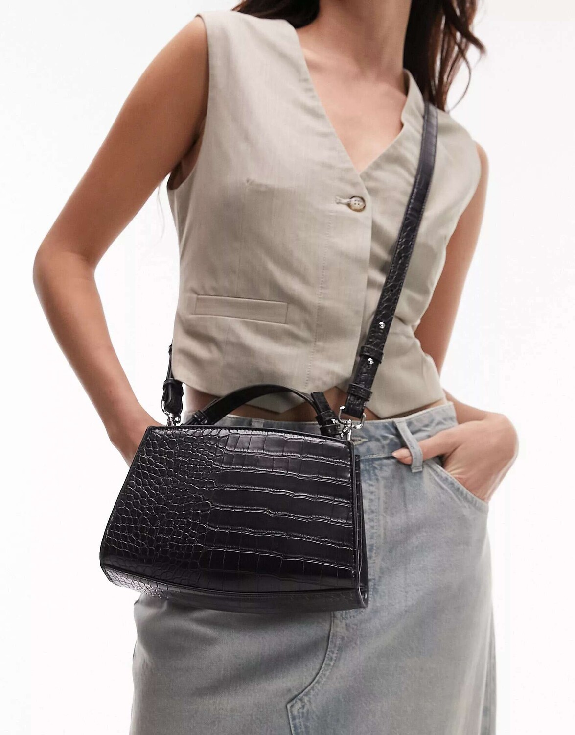 

Черная сумка-саквояж из кожи крокодила Topshop Gilly