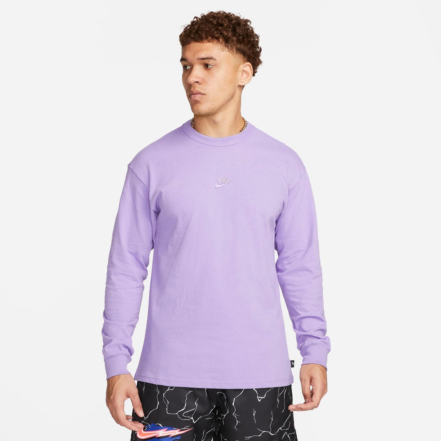 

Мужская футболка с длинным рукавом Nike Sportswear Premium Essentials, фиолетовый