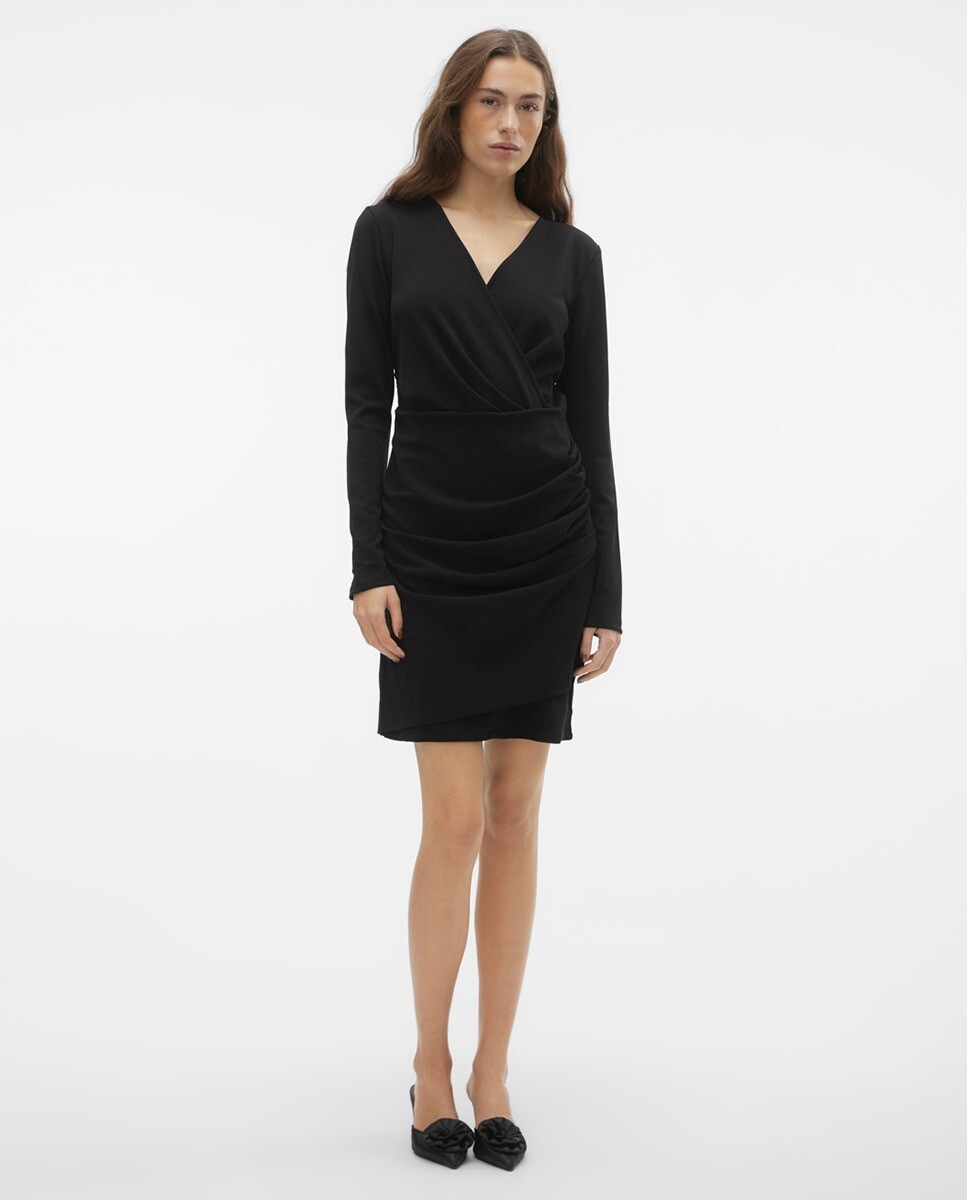 

Короткое платье с длинными рукавами и складками Vero Moda, черный
