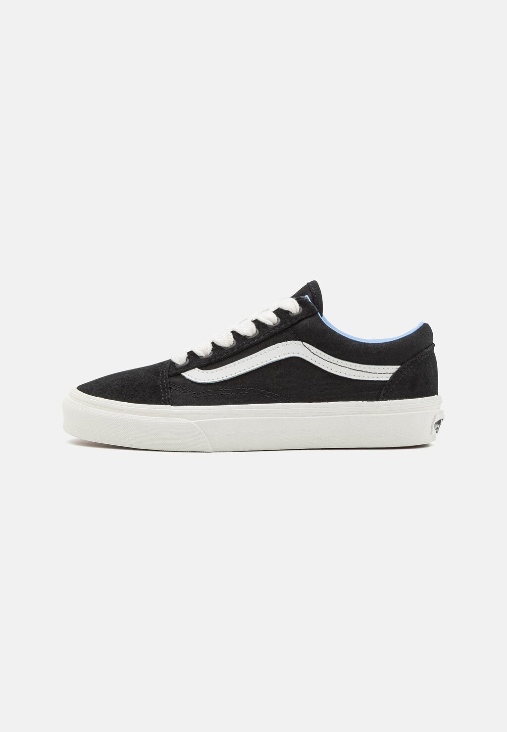 

Кроссовки Vans