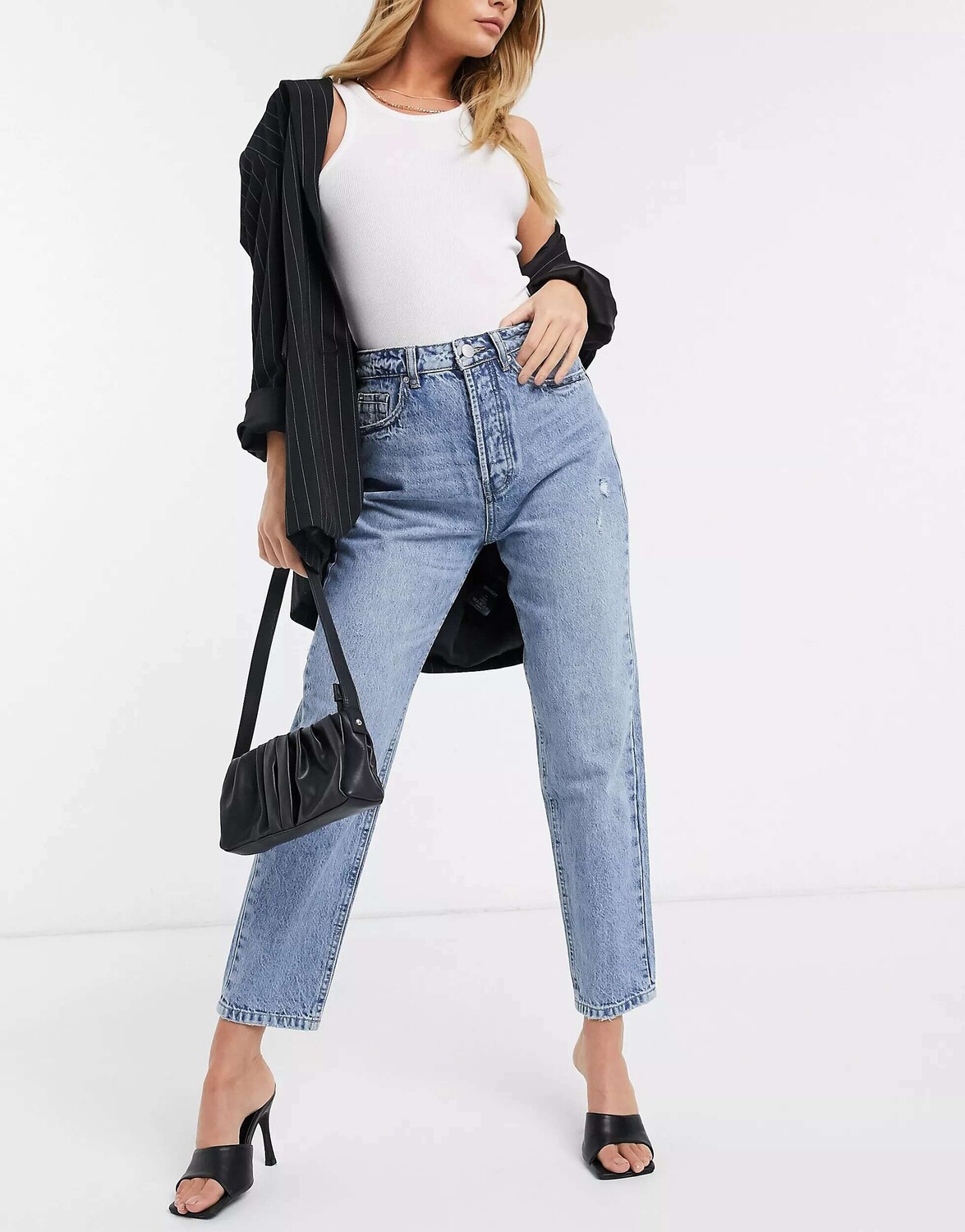 

Легкие винтажные хлопковые джинсы Stradivarius Mom Fit - MBLUE