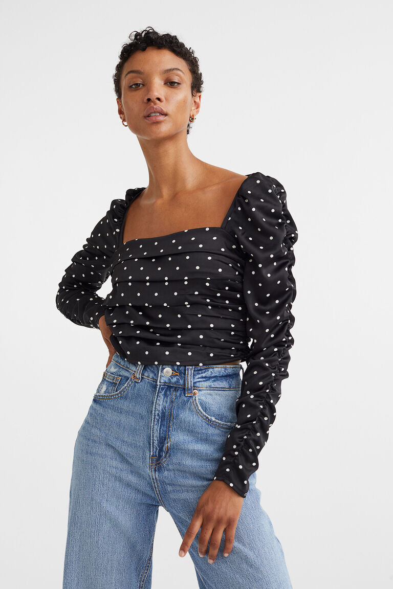 

Креповый топ со сборками H&M, черный