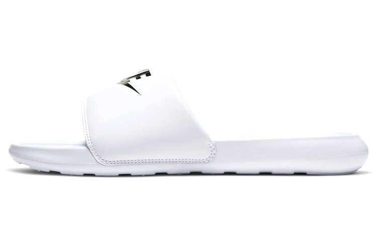 

Тапочки Nike Victori One белый/черный