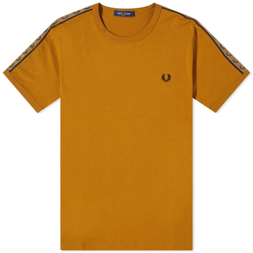 

Футболка Fred Perry с контрастной лентой и звонком