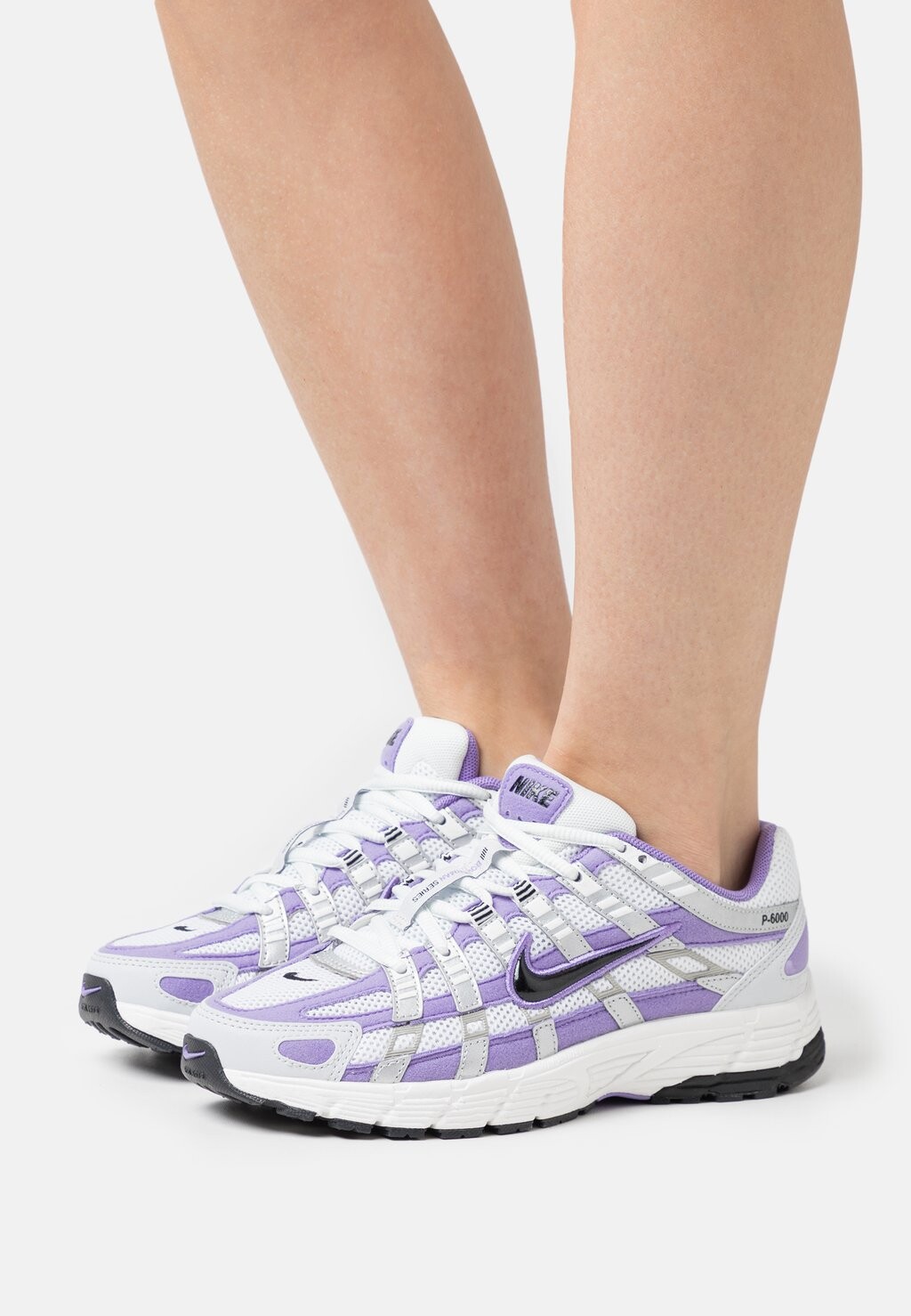 

Кроссовки Nike Wmns P-6000, но-фиолетовый / черный