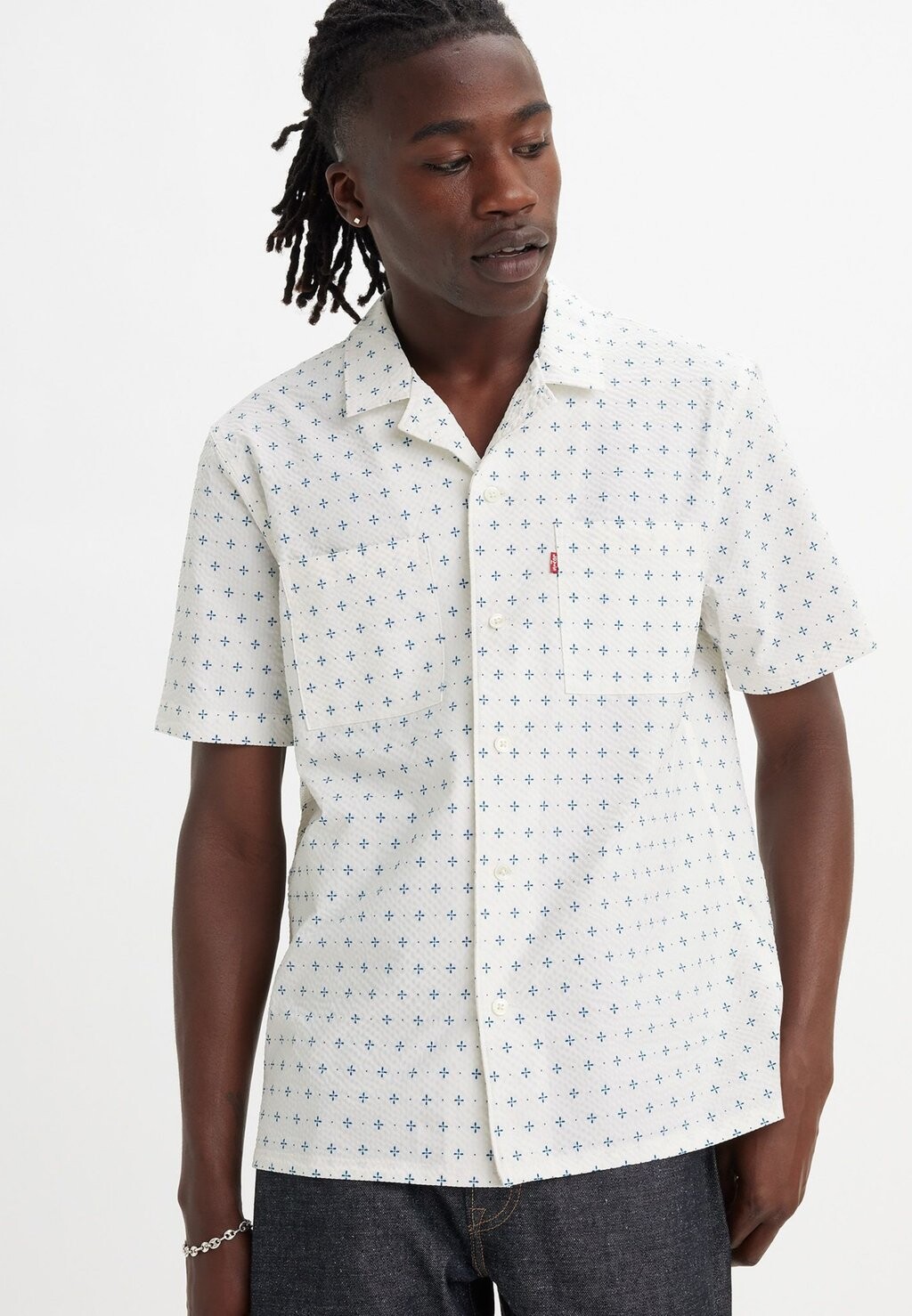 

Рубашка THE STANDARD CAMP SHIRT Levi's, цвет riley geo cloud dancer