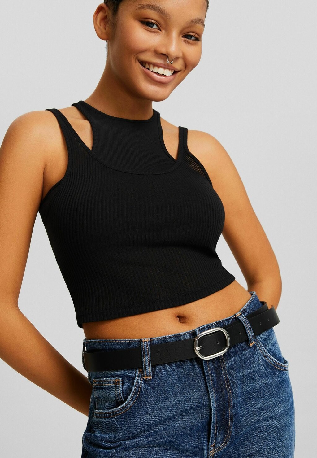 

Ремень With Rectangular Buckle Bershka, черный