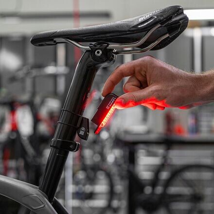 

Задний фонарь Stick Drive Lezyne, черный