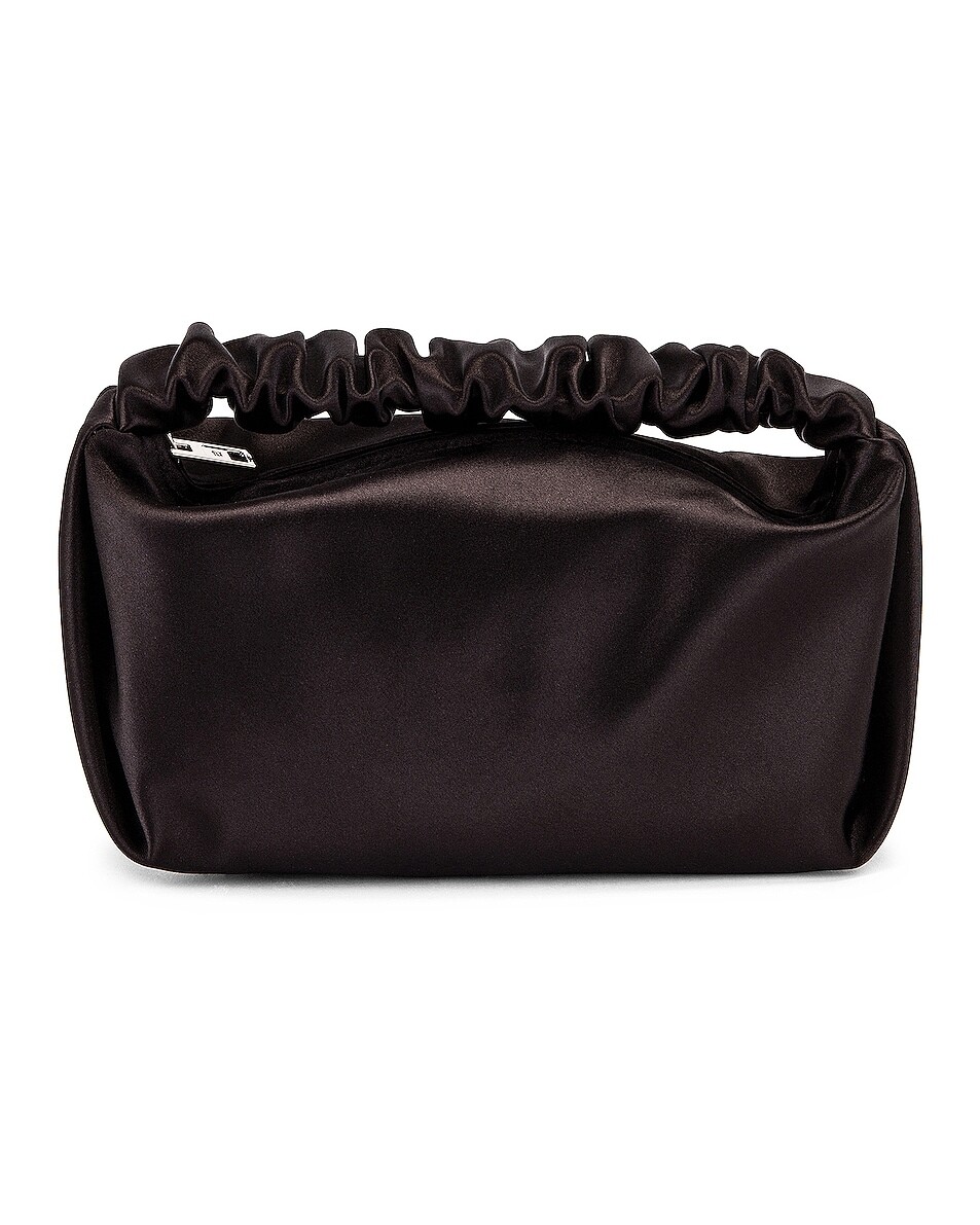 

Сумка Alexander Wang Scrunchie Mini, цвет Black Satin