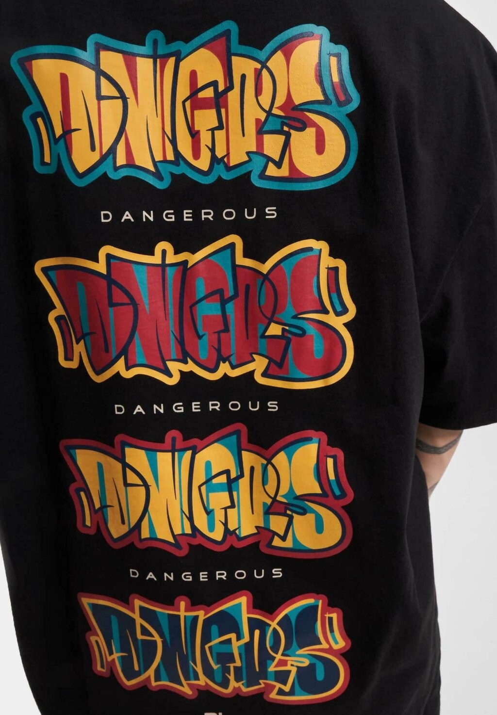

Футболка с принтом Wallbite Dangerous DNGRS, черная