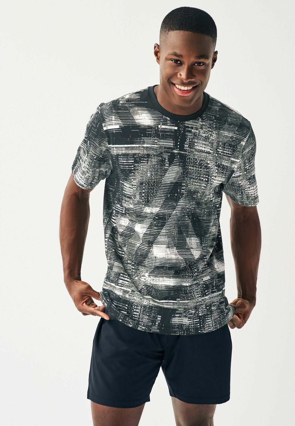 

Футболка с принтом Active Tie Dye Next, цвет black white
