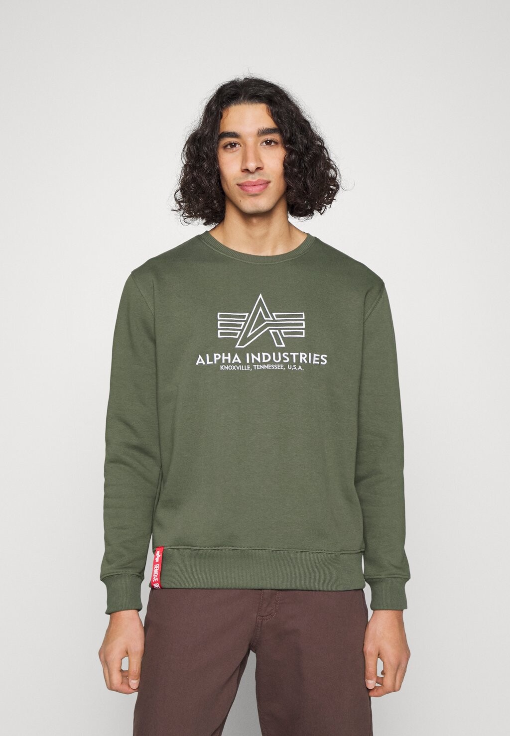 

Толстовка Alpha Industries, темно-оливковый