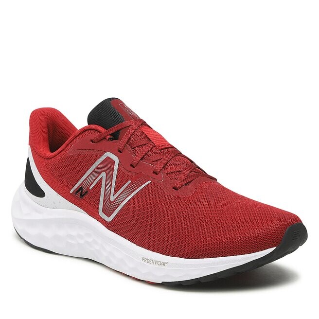 

Кроссовки New Balance FreshFoam Arishi, красный