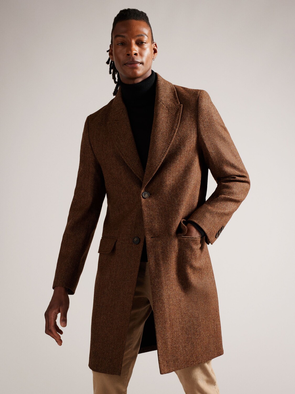 

Пальто Raywood из британской шерсти с узором в ёлочку Ted Baker, коричневый