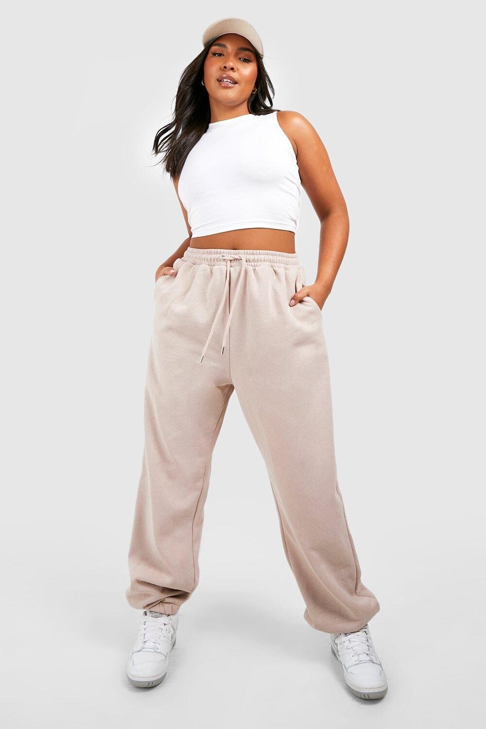 

Джоггеры оверсайз recycled plus basic Boohoo, серый