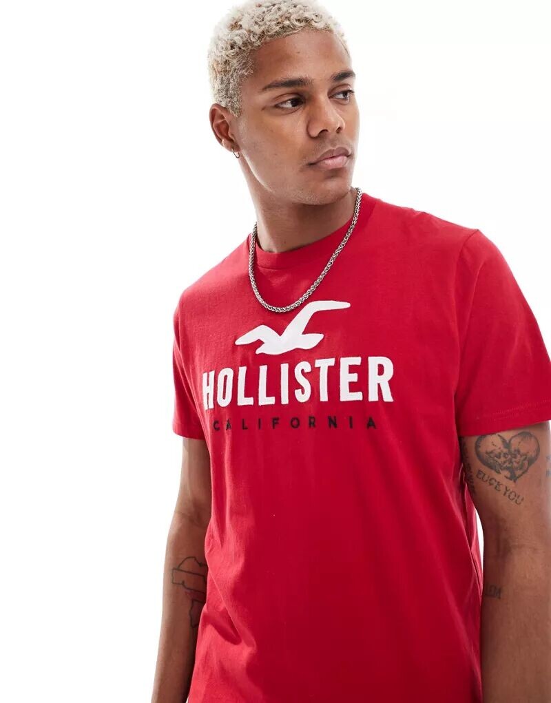 

Красная функциональная футболка с логотипом Hollister