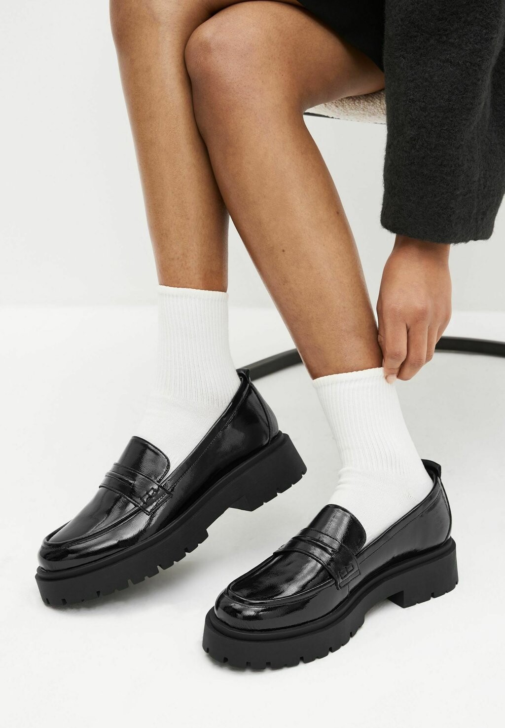 

Тапочки FOREVER COMFORT CHUNKY LOAFERS REGULAR FIT Next, цвет black patent