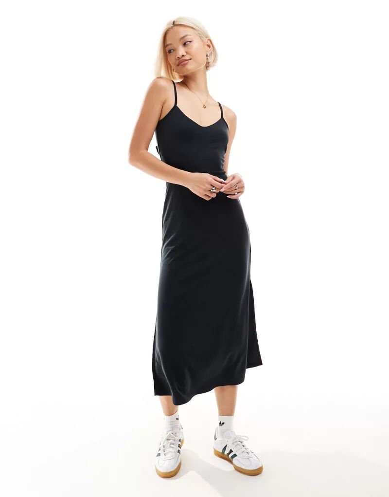 Черное трикотажное платье с открытой спиной Superdry платье футболка трикотажное с открытой спиной