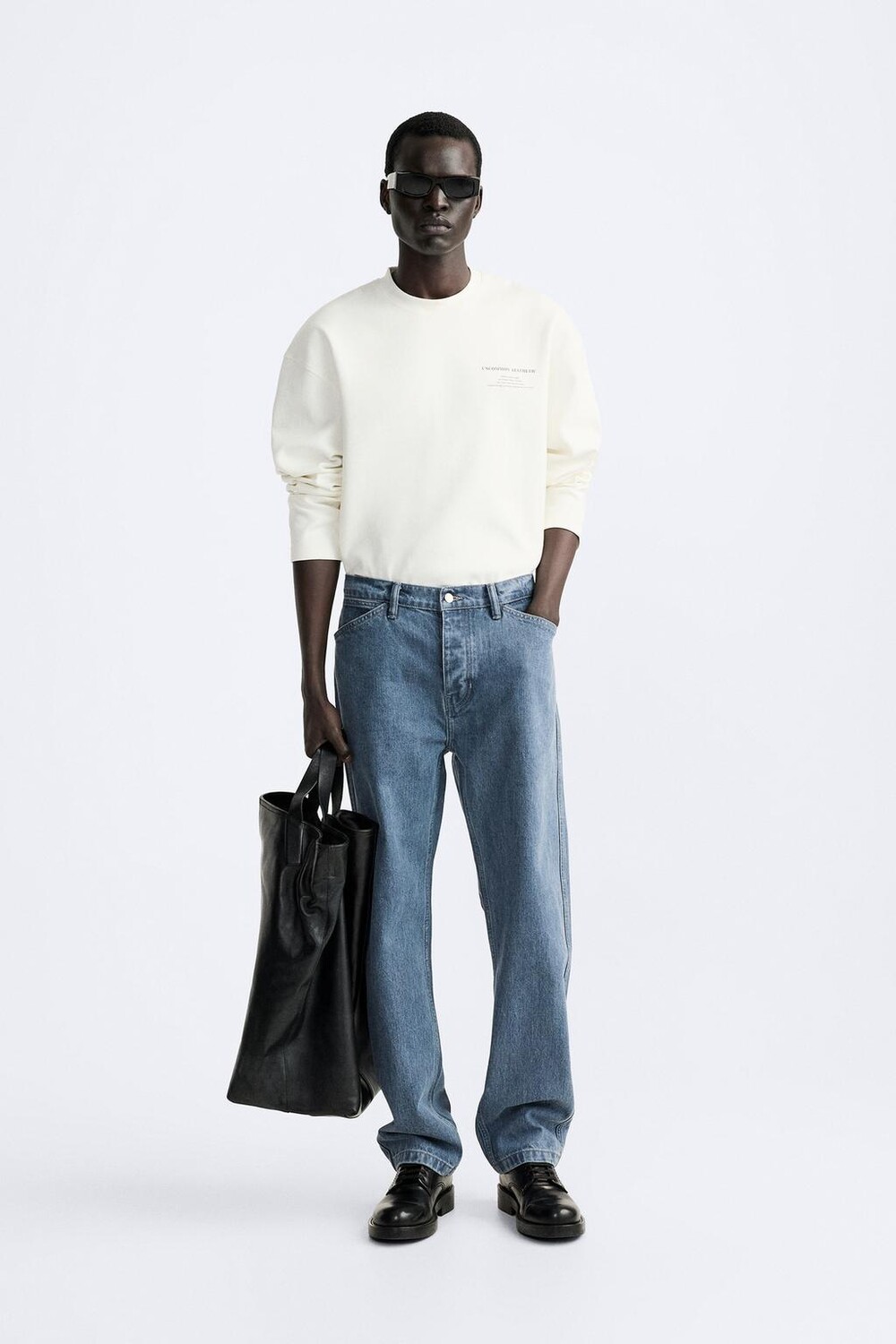 

Свитшот с принтом и слоганом ZARA, белый