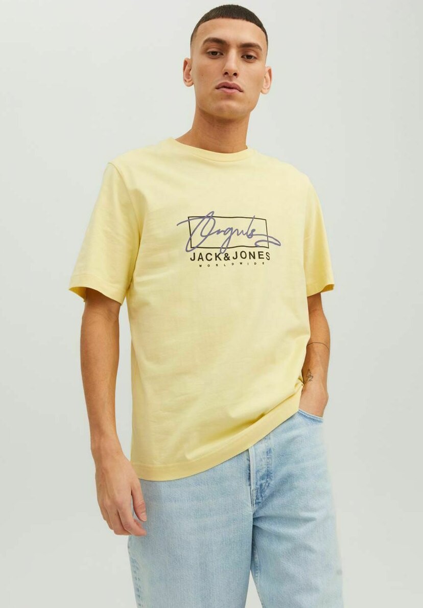 

Футболка с принтом ЛОГОТИП Jack & Jones, французская ваниль