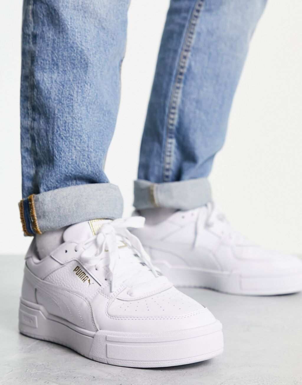 

Белые кроссовки Puma CA Pro Classic