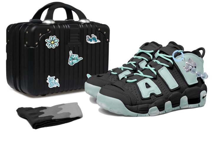 

Женские баскетбольные кроссовки Nike Air More Uptempo Vintage