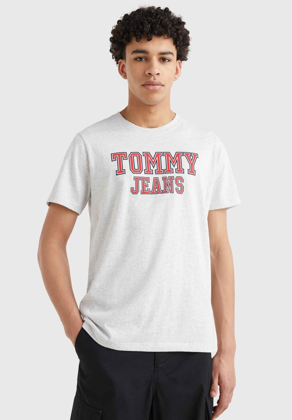 

Футболка с принтом Tommy Jeans, серый