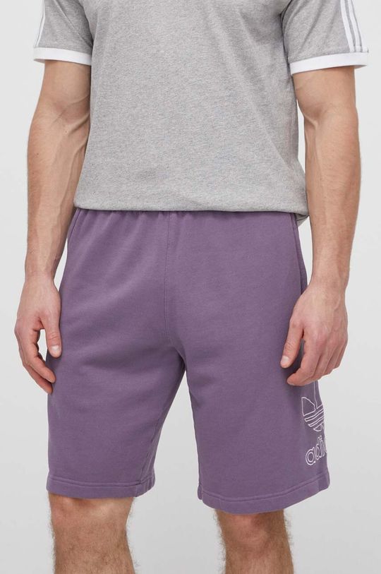 цена Хлопковые шорты adidas Originals, фиолетовый