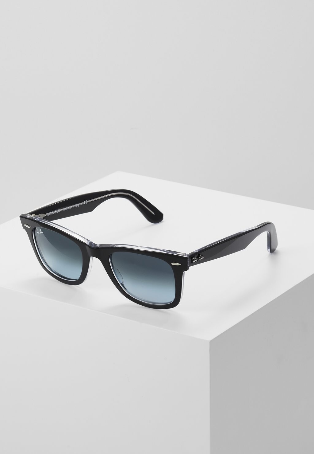 

Солнцезащитные очки Ray-Ban, черный/синий