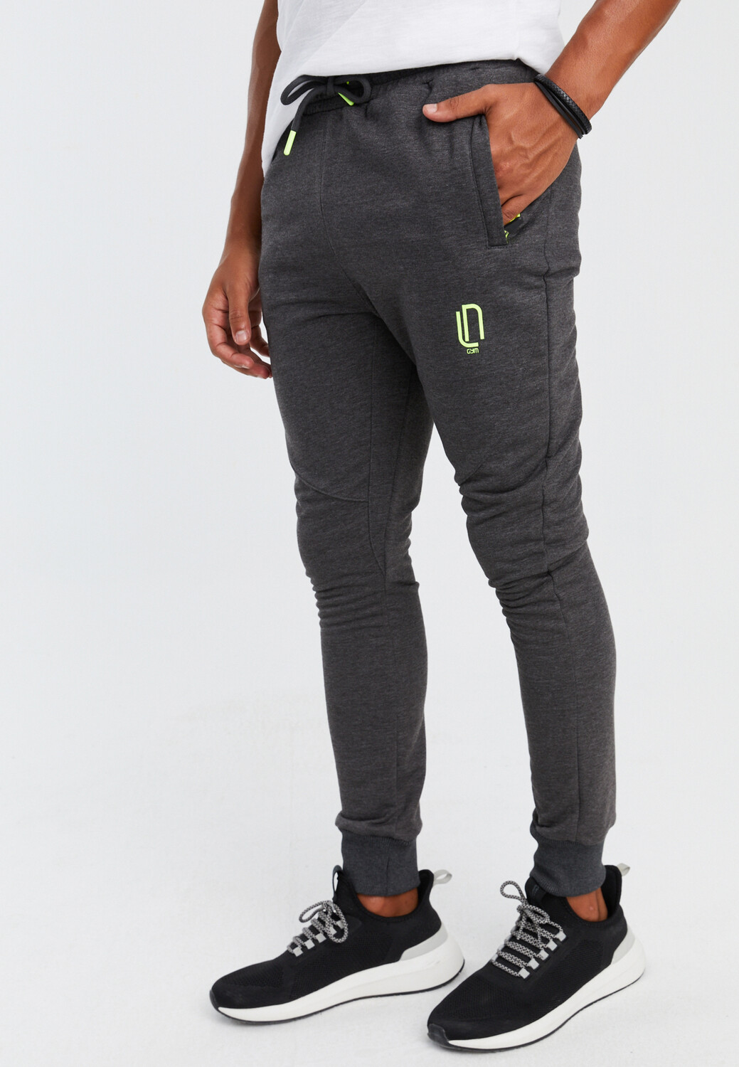 

Брюки Leif Nelson Herren Sporthose Trainingshose, цвет ANTHRAZIT-GELB