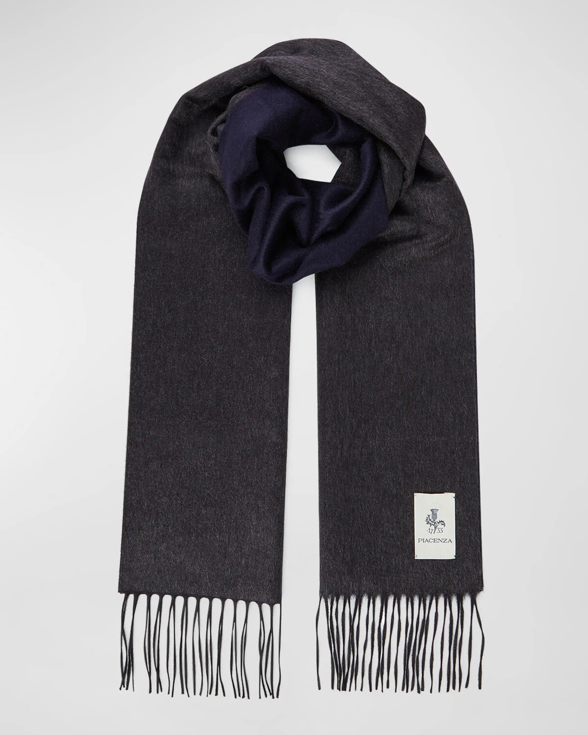 

Мужской двухцветный шарф из кашемира и шелка Piacenza, цвет Charcoal Navy