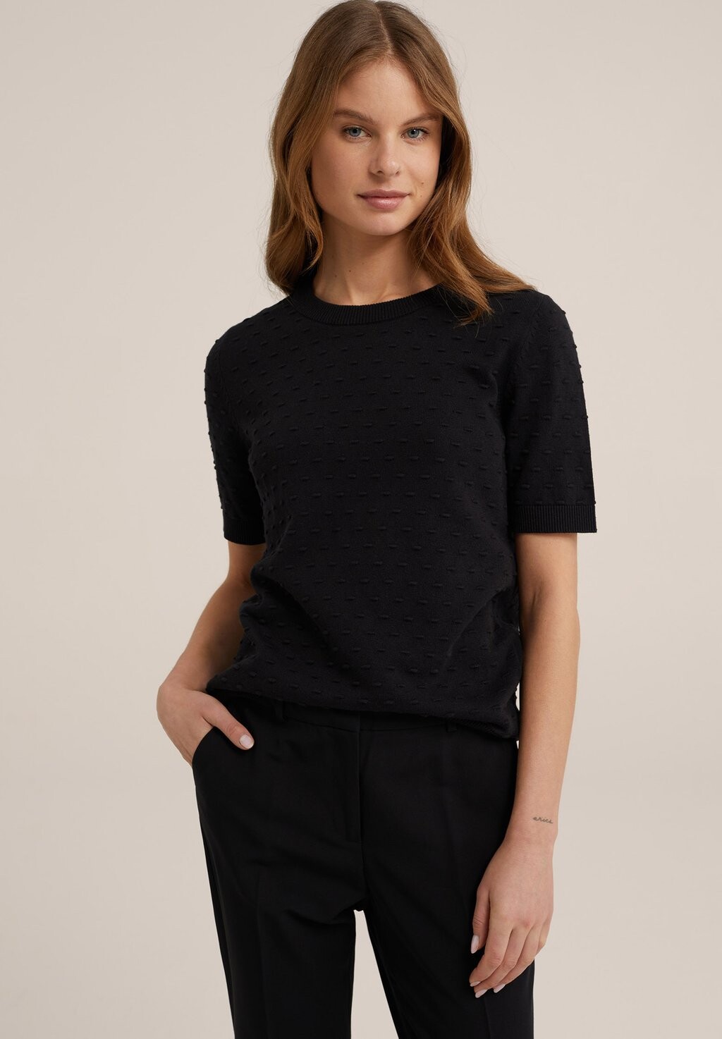 

Базовая футболка WE Fashion, черная, Черный