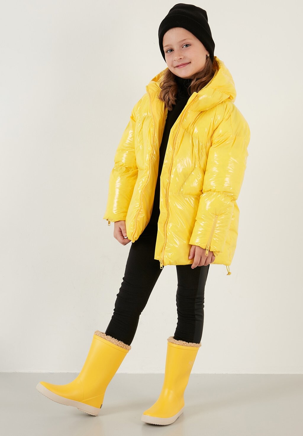 

Зимнее пальто Regular Fit LELA, желтый