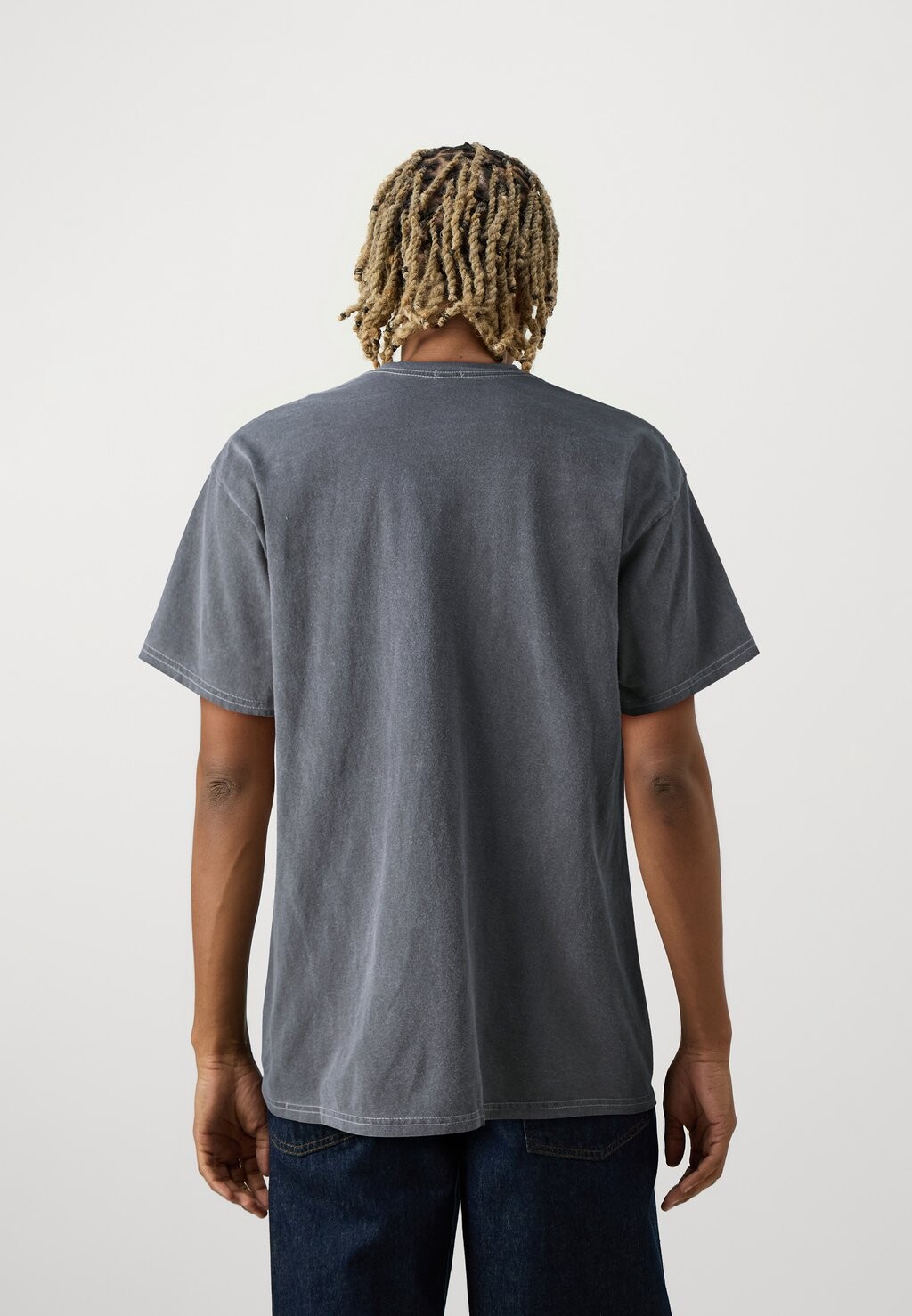 

Футболка с принтом Positive Energy Tee Unisex BDG Urban Outfitters, уголь