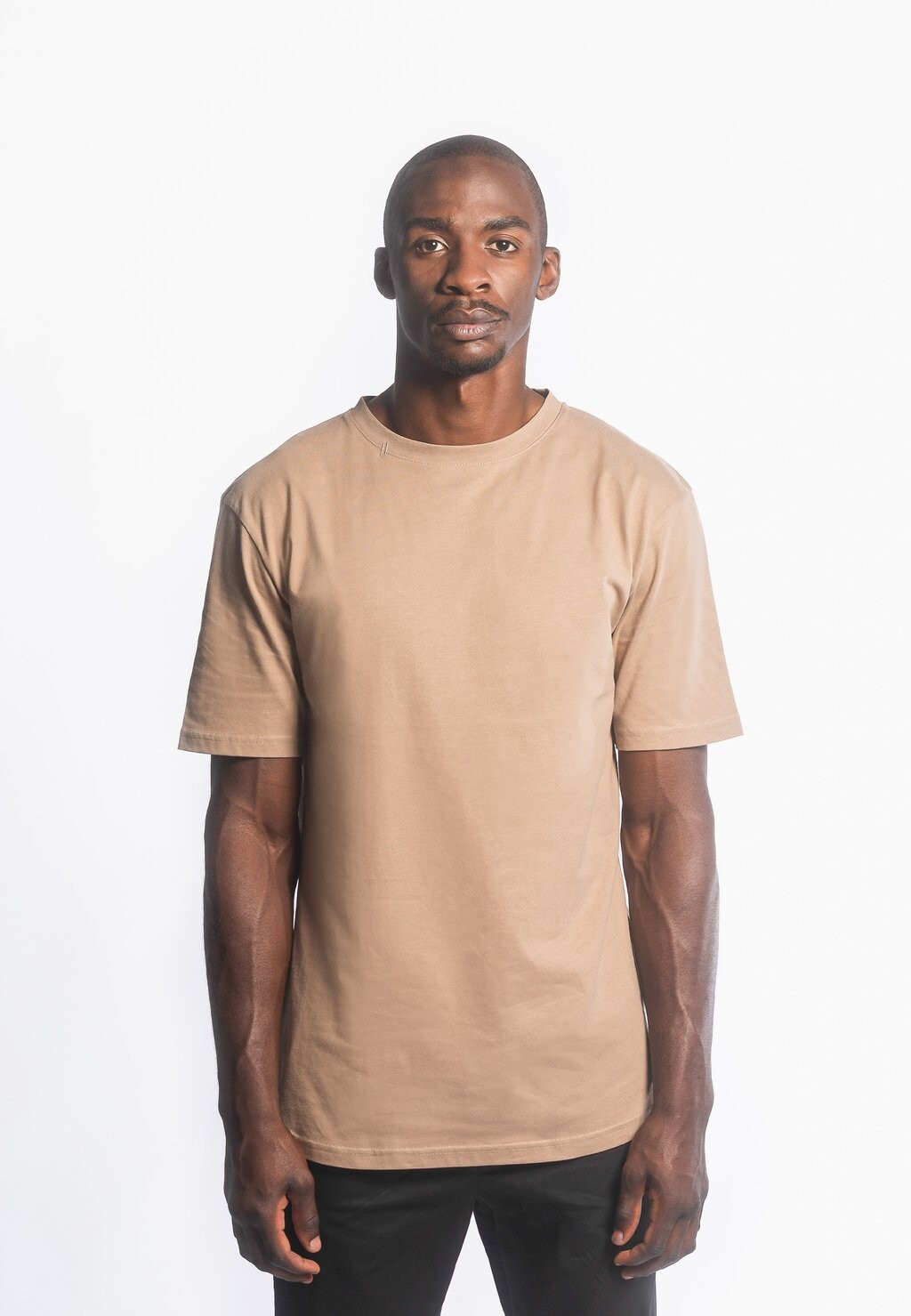 

Футболка базовая NOVA Studio Subtl, цвет light brown