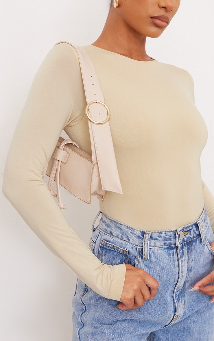 

PrettyLittleThing Облегающее боди с длинными рукавами Basic Stone