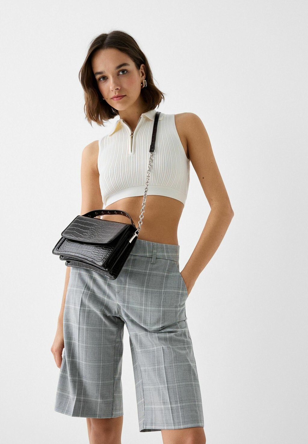 

Сумка STUDDED Bershka, цвет black