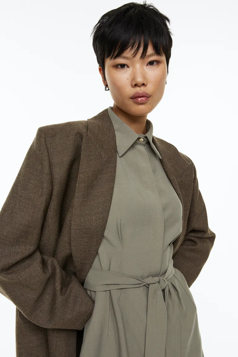 

Приталенное платье-рубашка H&M, зеленый