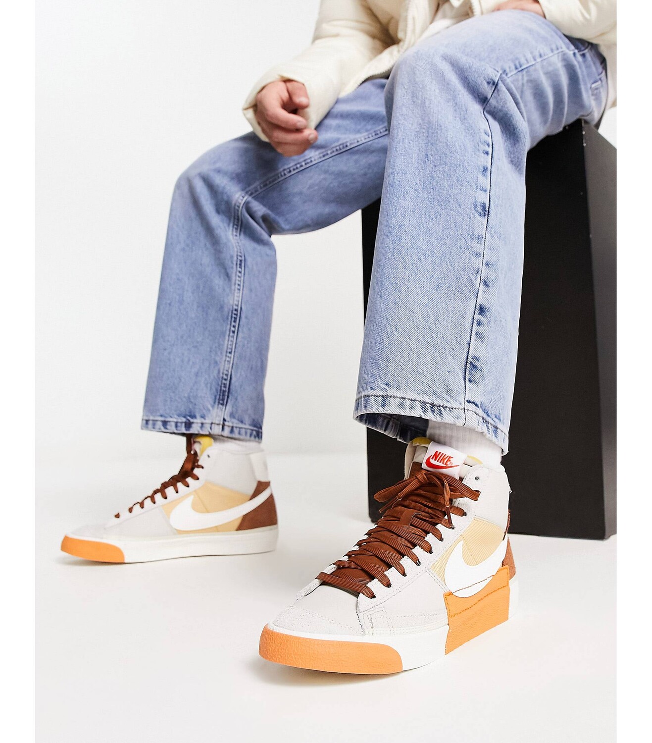 

Коричневые кроссовки Nike Blazer Mid '77