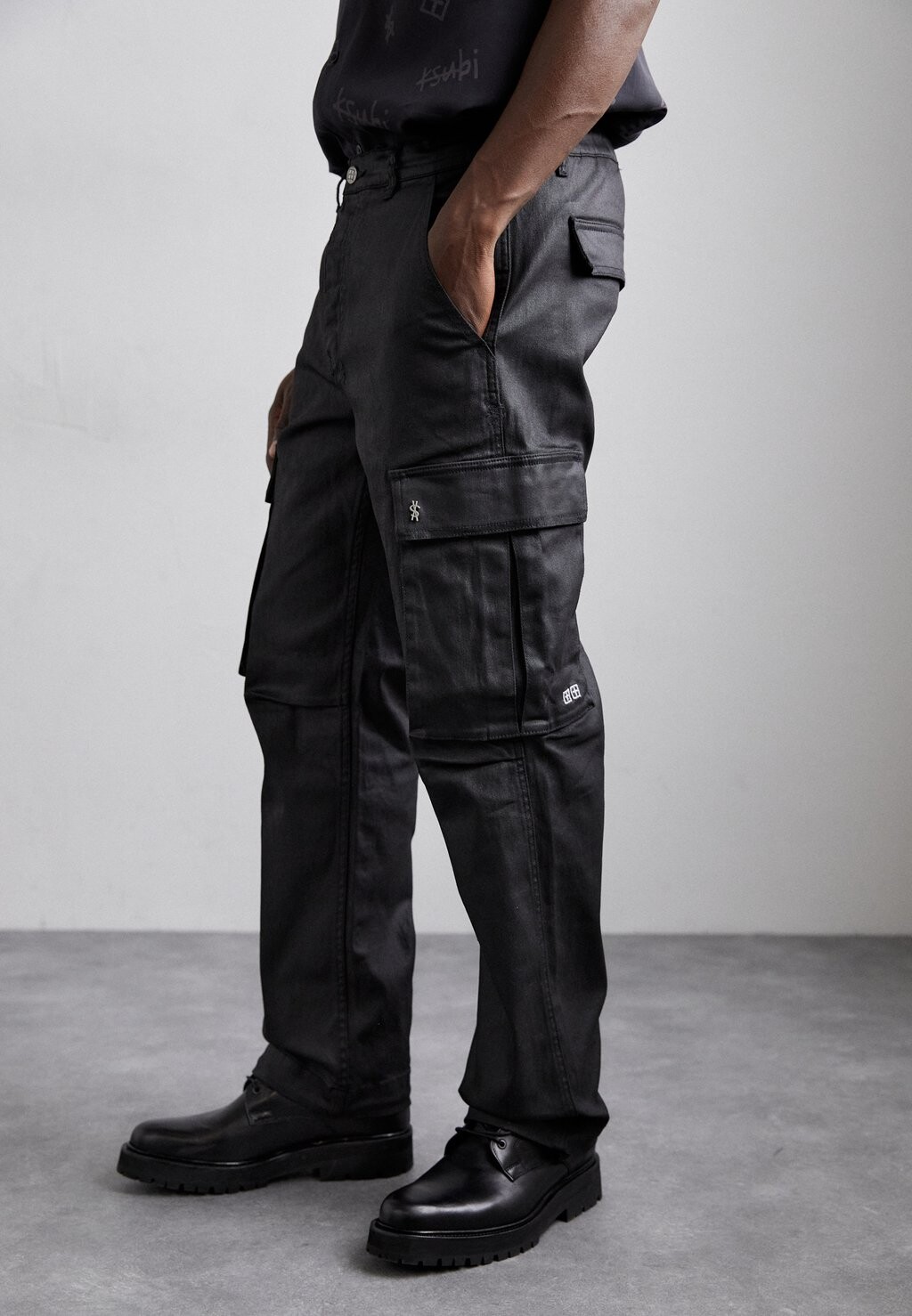 

Брюки карго FUGITIVE Ksubi, цвет black