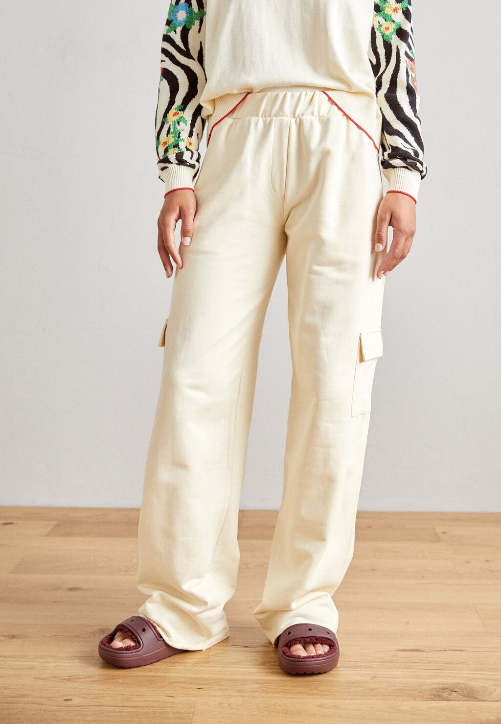 

Брюки с карманами Desigual